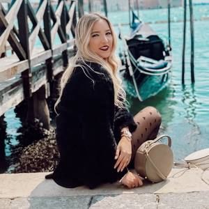 Meet your Posher, Ivana